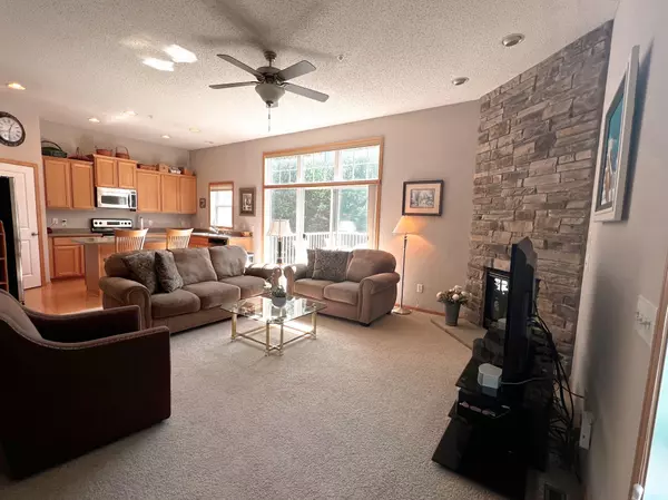 Plymouth, MN 55446,16633 50th CT N