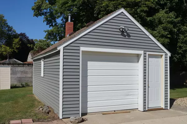 Austin, MN 55912,2202 16th ST SE