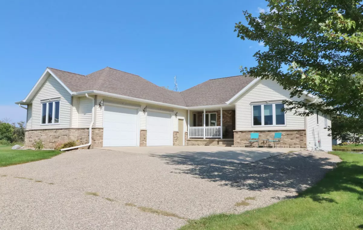 Alexandria, MN 56308,1211 Moorstone DR NE