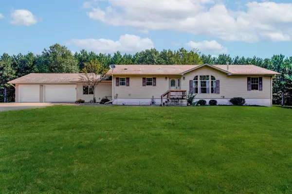 826 97th ST, Amery, WI 54001