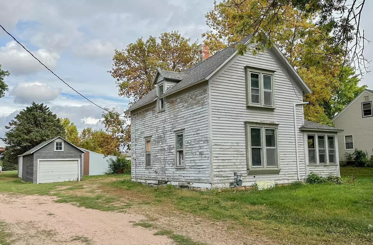 Morgan, MN 56266,406 Gallager ST