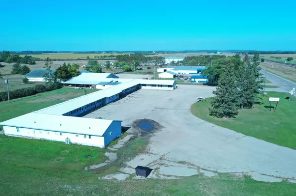 Perham, MN 56573,1117 W Main ST