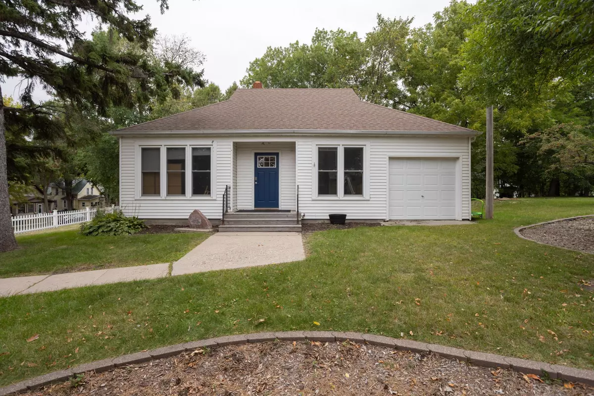 Fergus Falls, MN 56537,522 Spruce ST