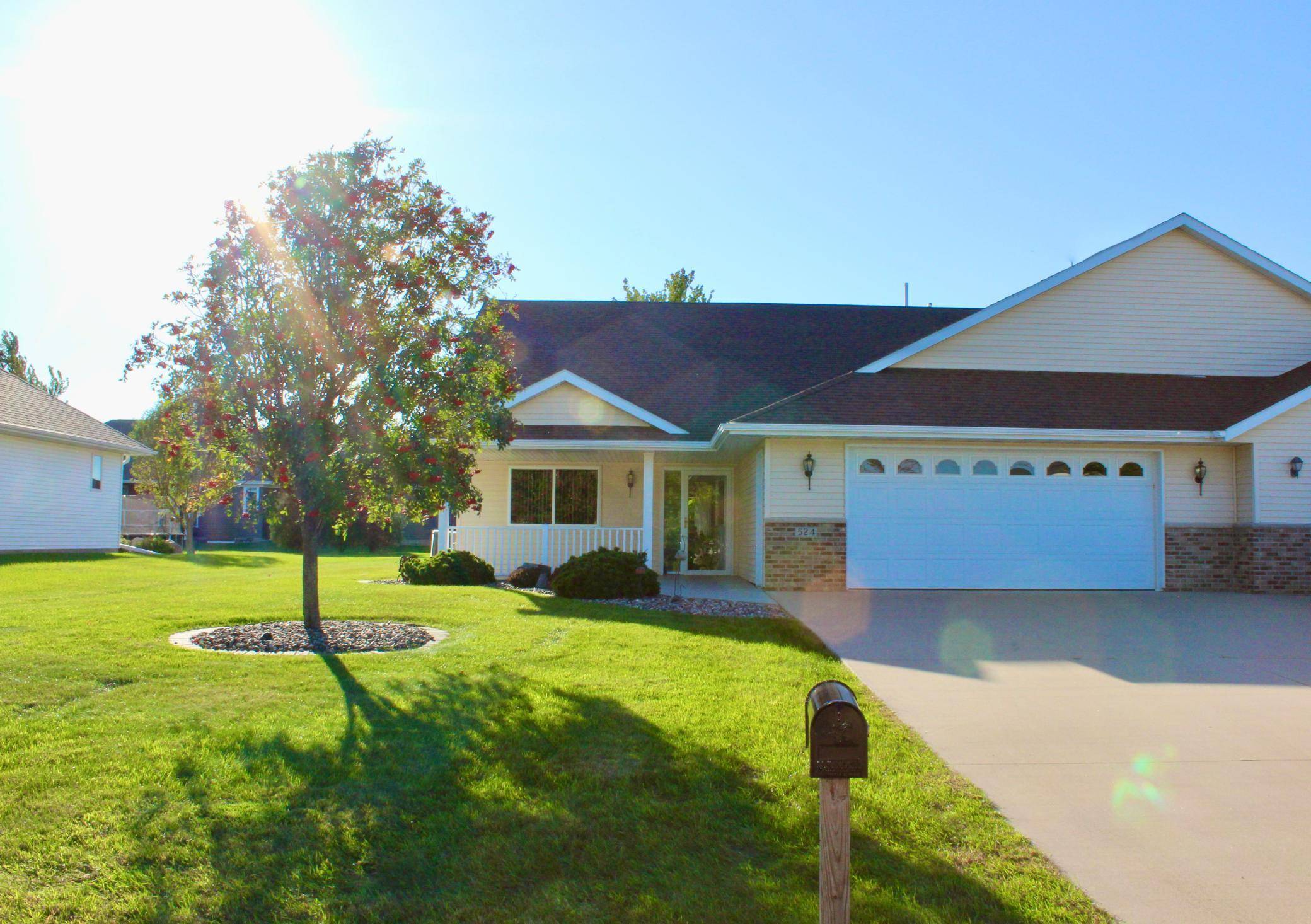 524 Memorial DR SW, Blooming Prairie, MN 55917