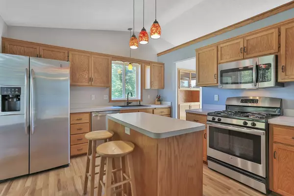 Chisago City, MN 55013,10825 Matthew DR