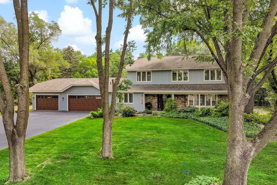 2833 Mayfield RD, Minnetonka, MN 55391