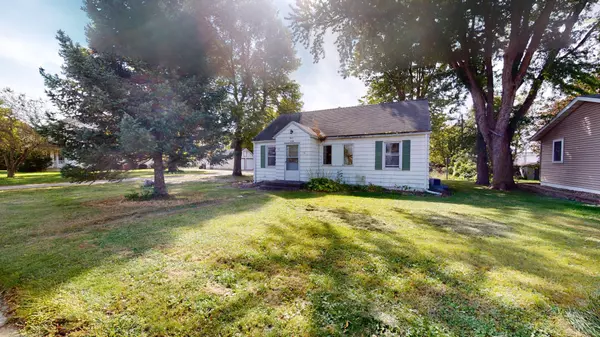 441 Main ST W,  Glenville,  MN 56036