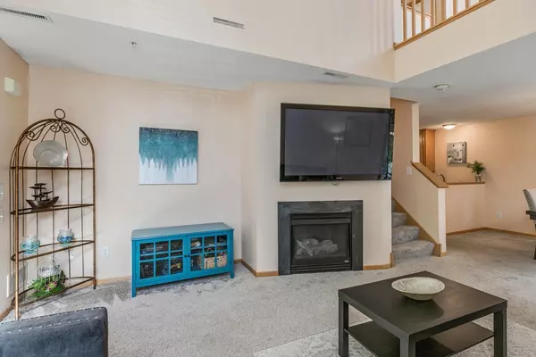 Inver Grove Heights, MN 55076,5463 Brewer LN