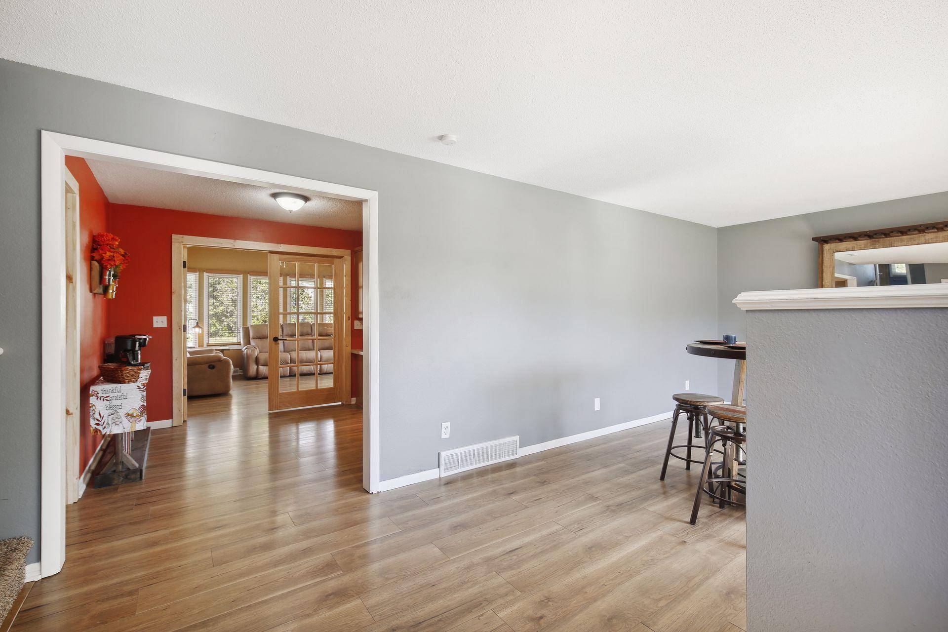 Faribault, MN 55021,1400 Robinwood LN