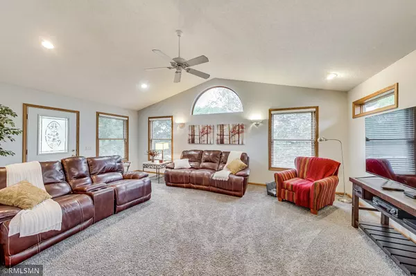 Burnsville, MN 55306,2825 Westcliffe DR