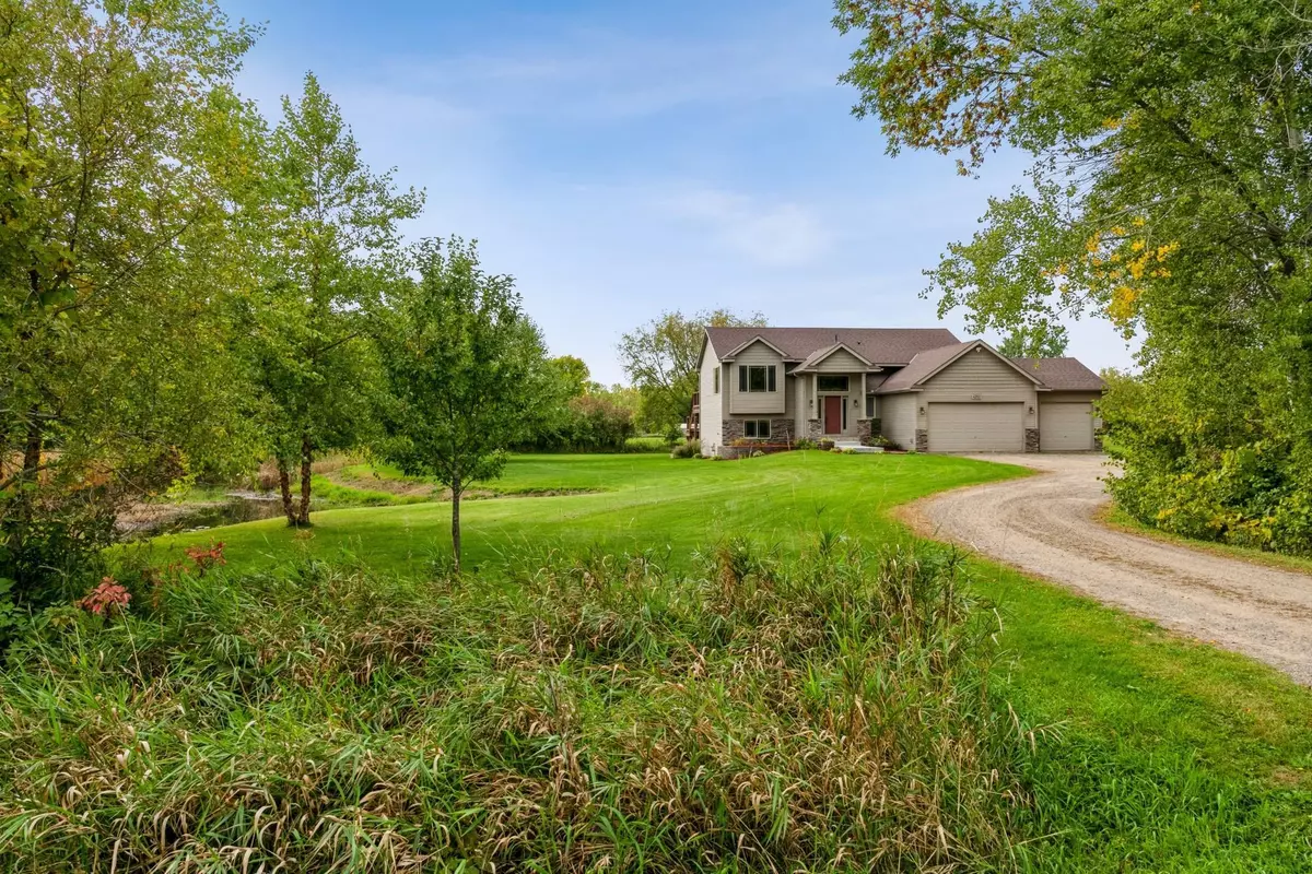 Nowthen, MN 55303,6232 191st LN NW