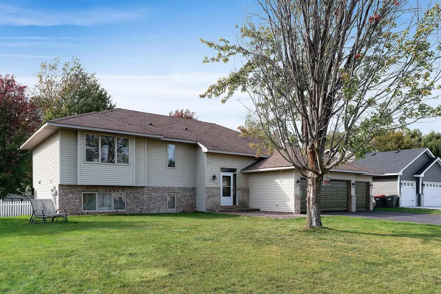 23188 Gladiola ST NW, Saint Francis, MN 55070