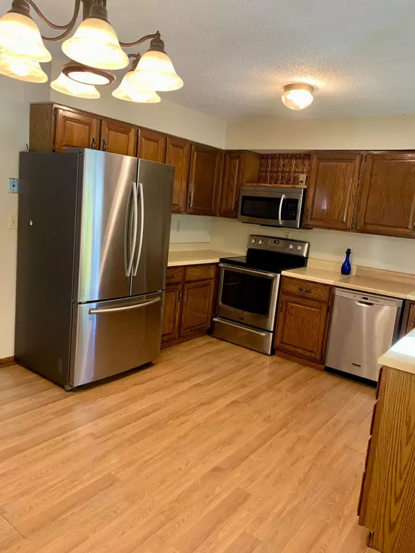 Willmar, MN 56201,1570 59th AVE NW