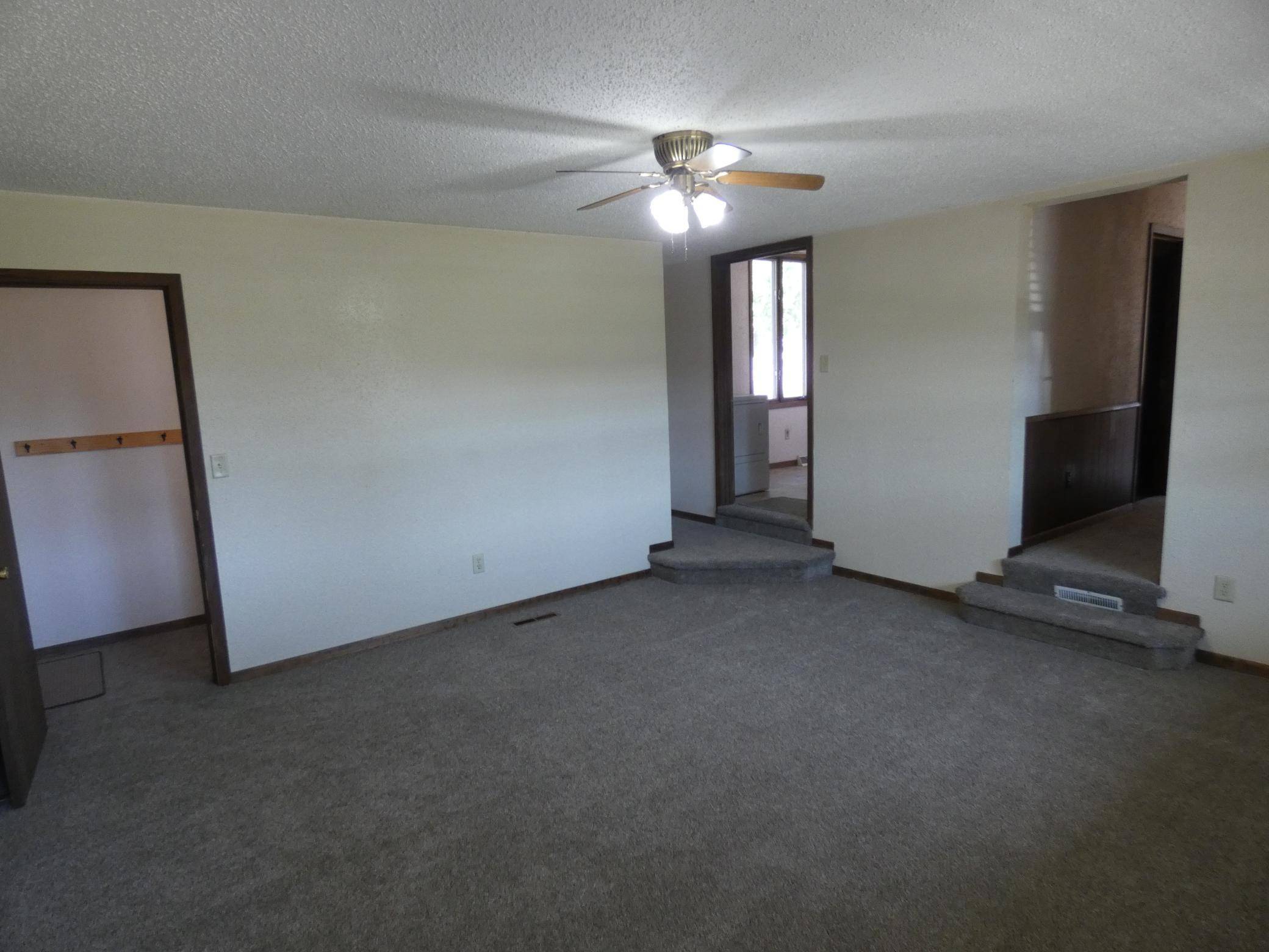 Cambridge, MN 55008,133 Cleveland ST S