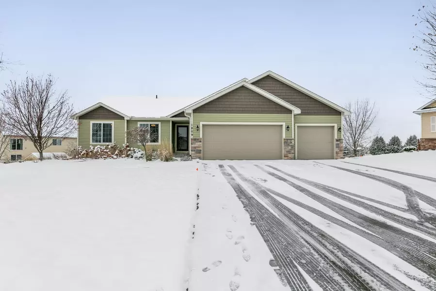 1809 Eastland CIR NE, Buffalo, MN 55313