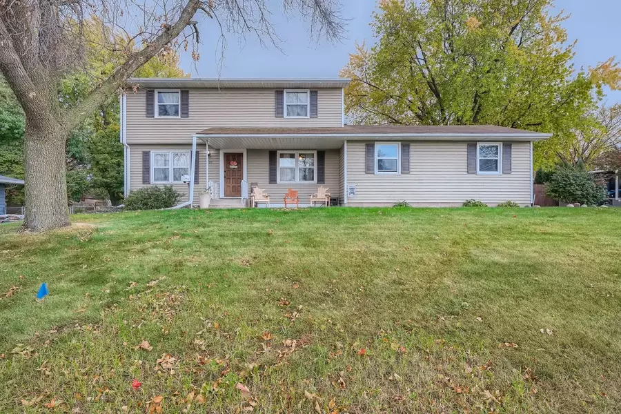 3180 70th ST E, Inver Grove Heights, MN 55076