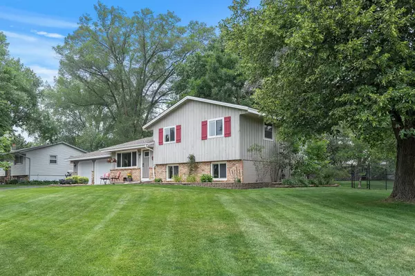 Champlin, MN 55316,11329 Kentucky CT N