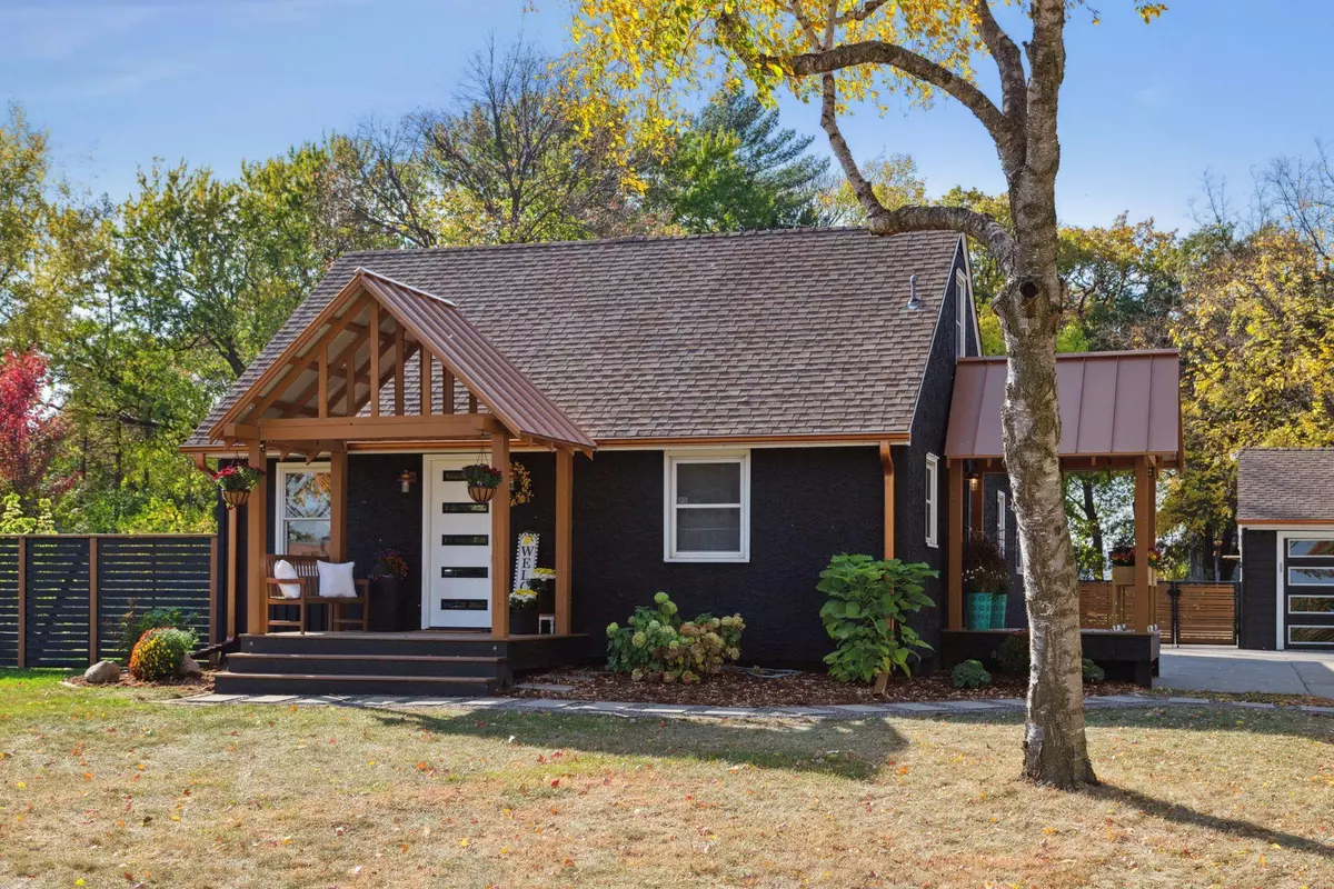 Golden Valley, MN 55422,2041 Brunswick AVE N