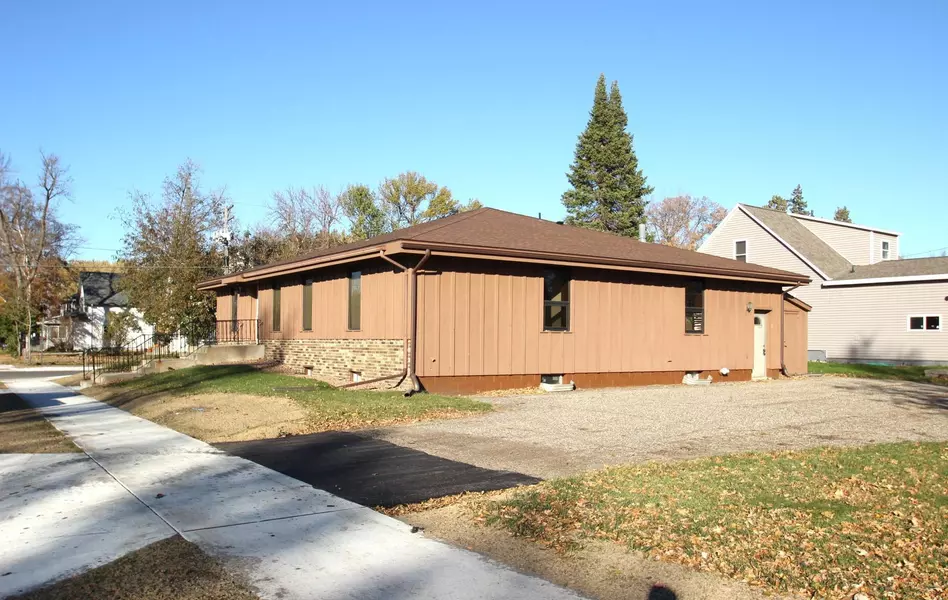 150 4th ST, Albany, MN 56307