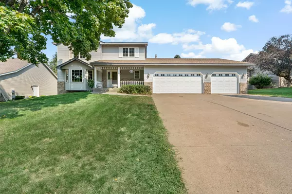 Vadnais Heights, MN 55127,537 Oak Creek DR S