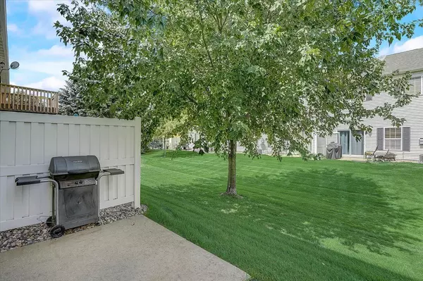 Shakopee, MN 55379,1407 Yorkshire LN