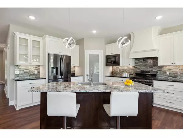21214 Old Lake George BLVD NW, Oak Grove, MN 55303