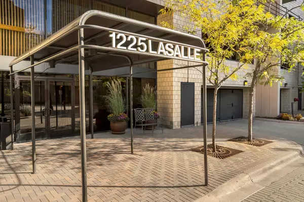 Minneapolis, MN 55403,1225 Lasalle AVE #2203