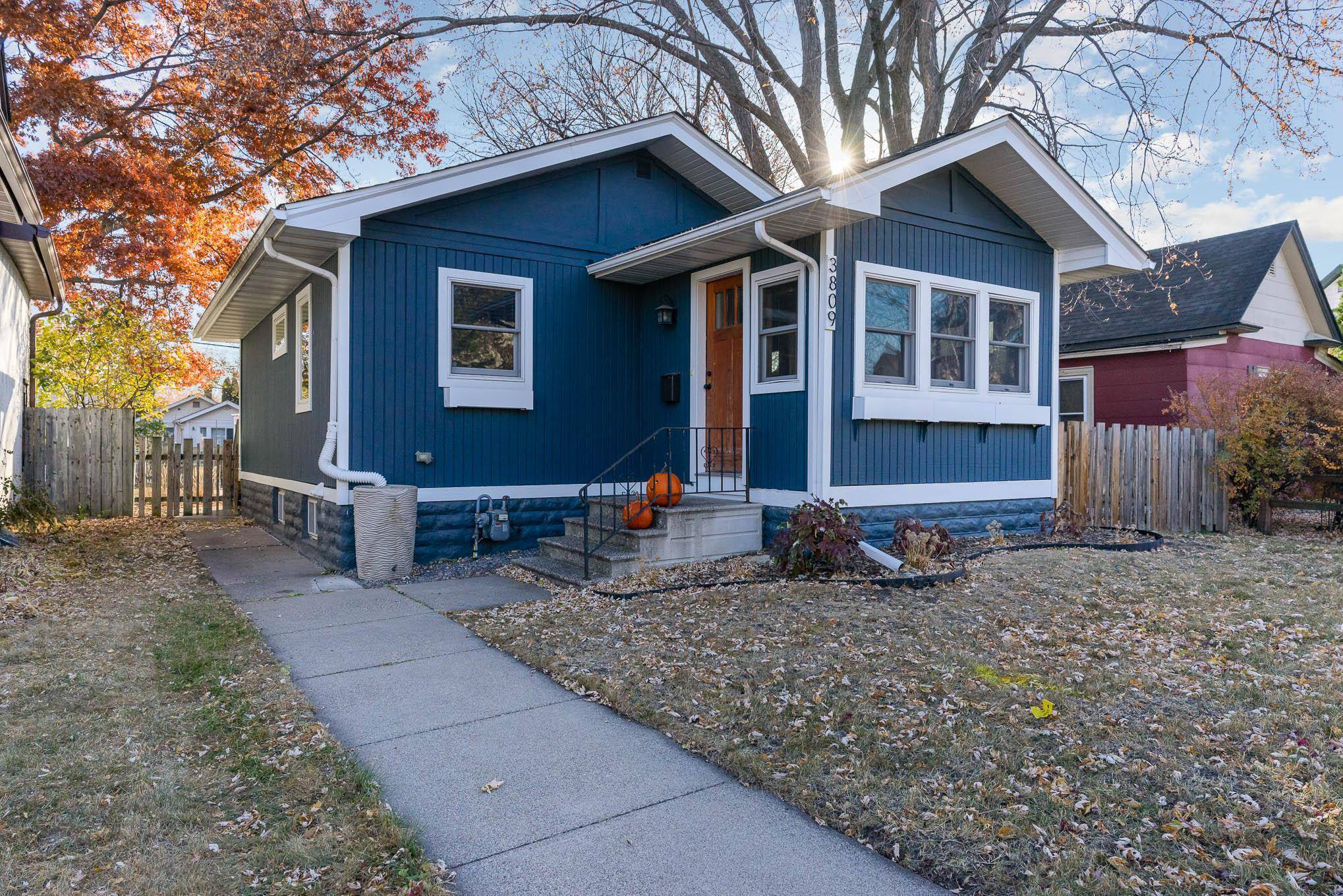 3809 36th AVE S, Minneapolis, MN 55406