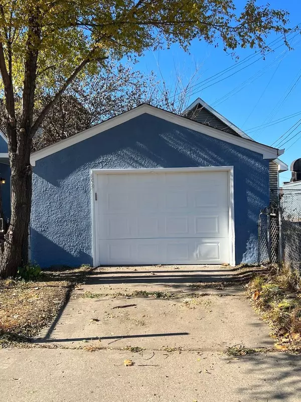 Saint Paul, MN 55104,459 Milton ST N