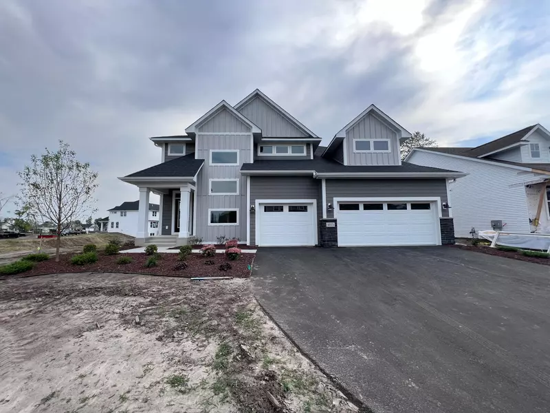 4790 128th CIR NE, Blaine, MN 55449