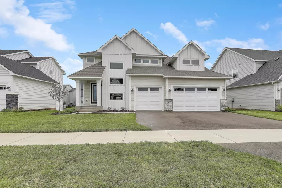 10136 Arrowwood TRL, Woodbury, MN 55129