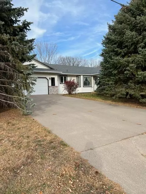 Little Falls, MN 56345,1001 4th AVE NE