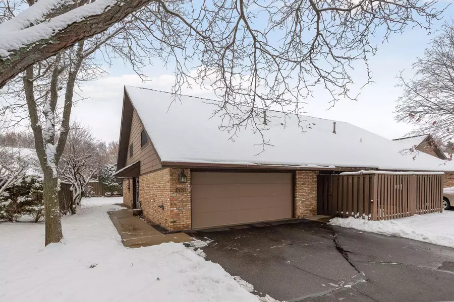 17821 Comstock RD, Minnetonka, MN 55391