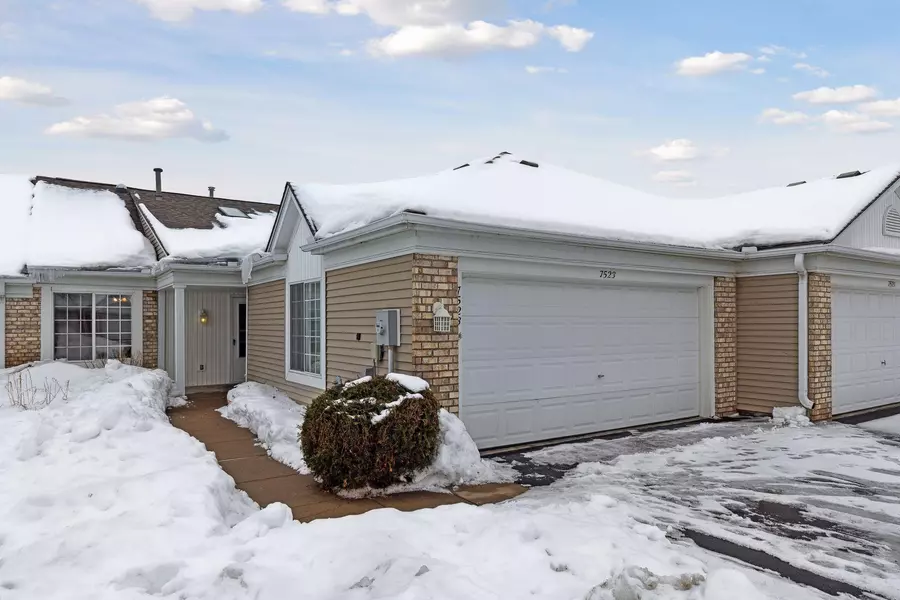 7523 Ojibway Park RD, Woodbury, MN 55125