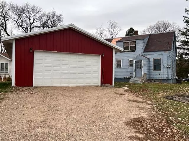 10 Grand AVE S, Kensington, MN 56343