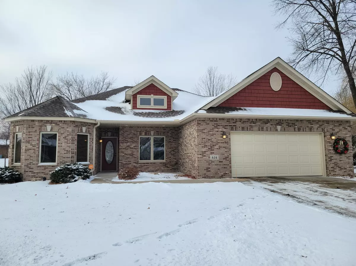 Waite Park, MN 56387,414 Coventry CT