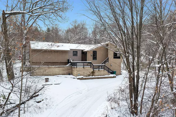 North Oaks, MN 55127,15 High Circle WAY