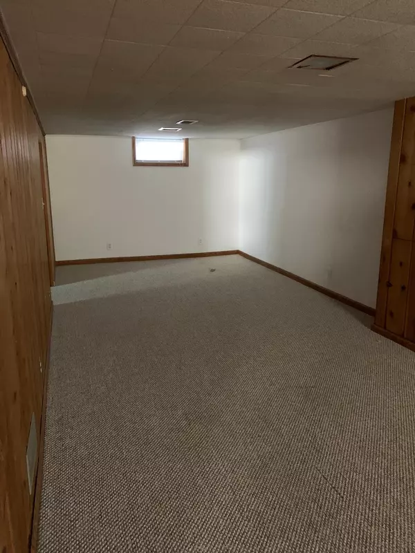 5832 Saint Johns AVE Edina, MN 55424