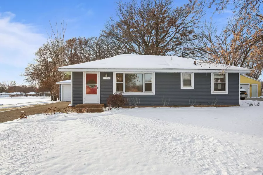 11256 Kumquat ST NW, Coon Rapids, MN 55448