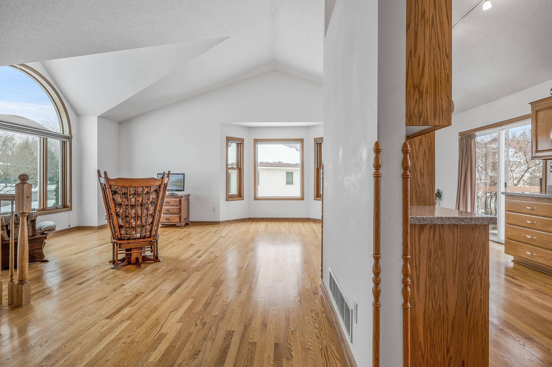 Maplewood, MN 55109,2448 Cypress ST
