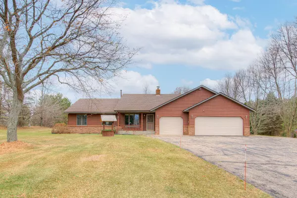 13055 4th ST N, West Lakeland Twp, MN 55082