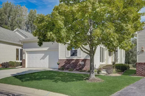 Saint Bonifacius, MN 55375,3825 Meadowview WAY