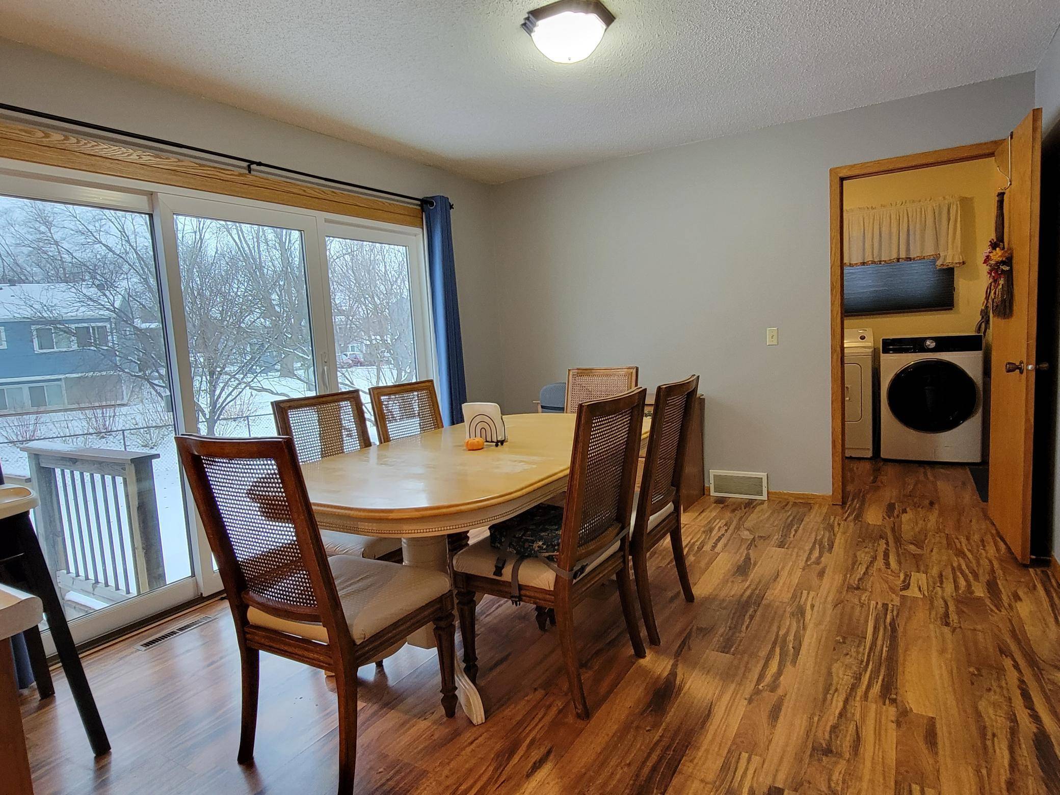 Saint Charles, MN 55972,1460 Sunset DR