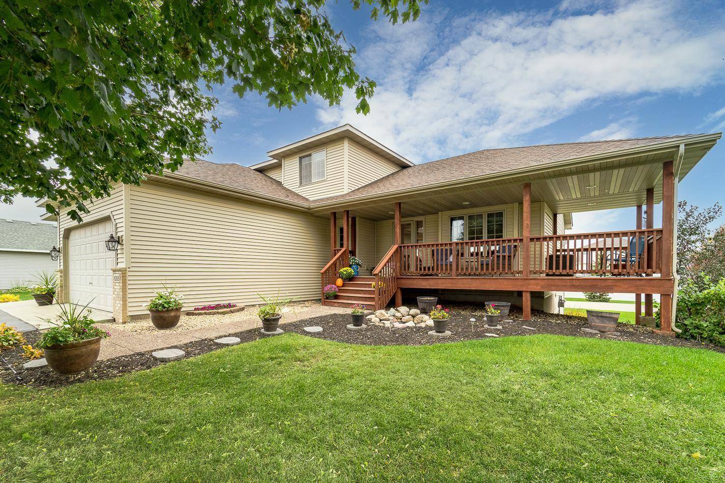 6205 Kahl AVE NE, Albertville, MN 55301