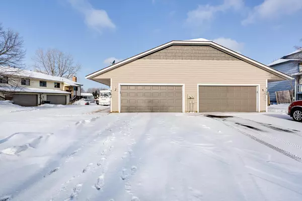 Savage, MN 55378,4196 W 137th ST