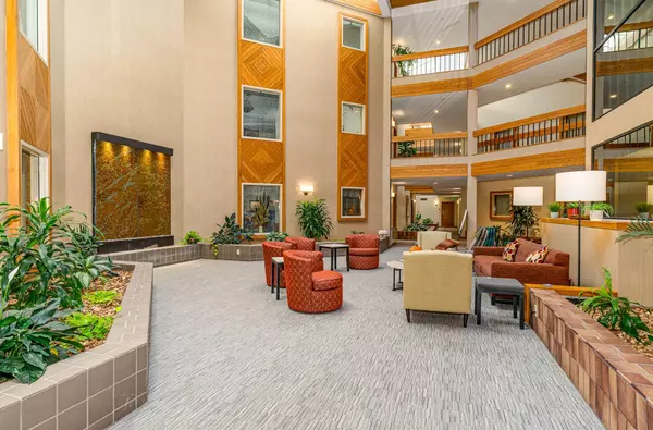 Minnetonka, MN 55345,14601 Atrium WAY #337