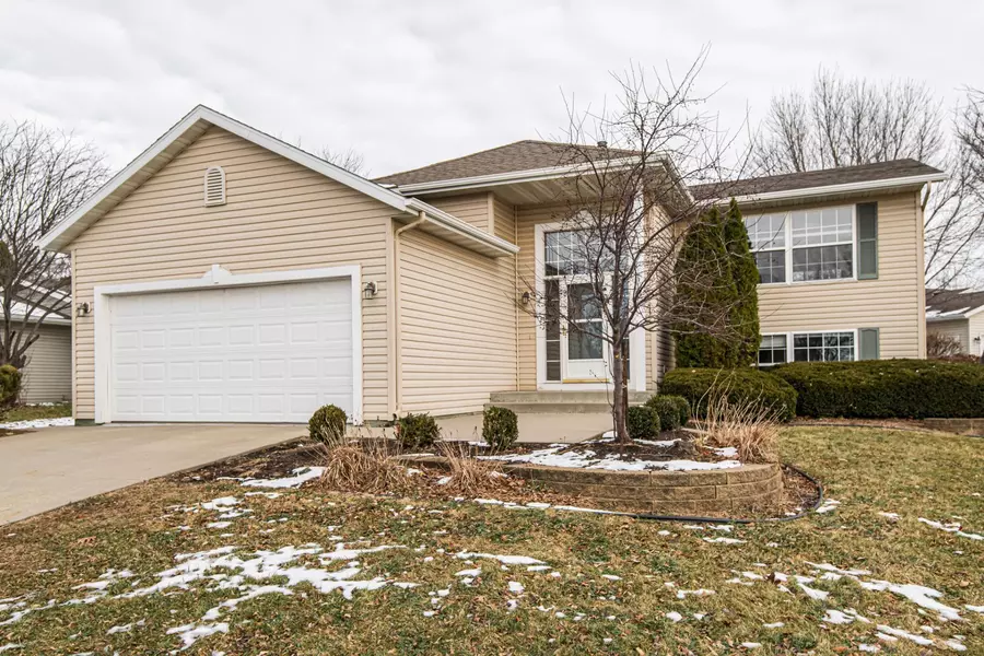 6101 Heidelberg LN NW, Rochester, MN 55901