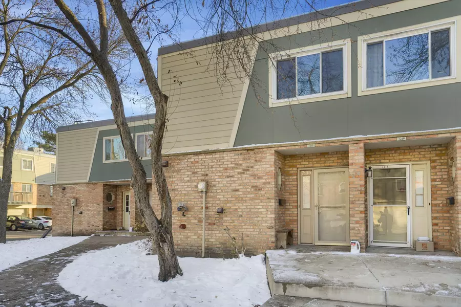 7215 W Franklin AVE, Saint Louis Park, MN 55426