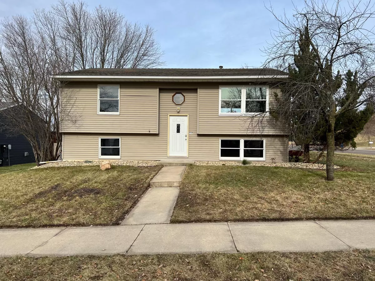 Rochester, MN 55906,759 30th ST NE