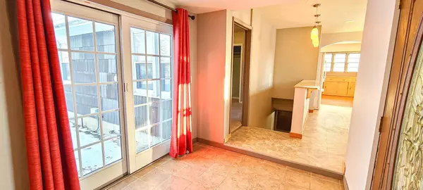 Gaylord, MN 55334,321 7th ST